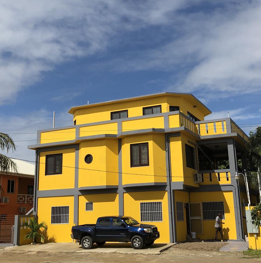شقة Khalkob'S Estate Placencia المظهر الخارجي الصورة