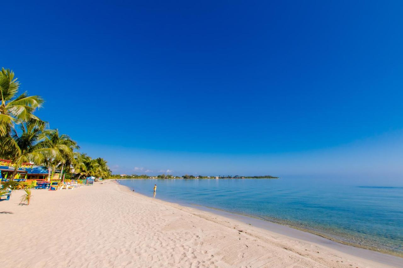 شقة Khalkob'S Estate Placencia المظهر الخارجي الصورة