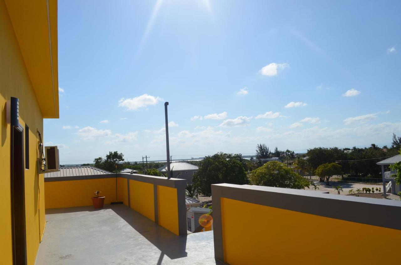 شقة Khalkob'S Estate Placencia المظهر الخارجي الصورة